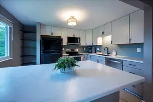 105 Lebeouf, Pittsburgh, PA 15068 - Photo 15