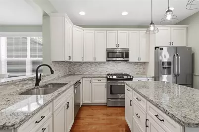 351 Woodruff St, Pittsburgh, PA 15211 - Photo 9