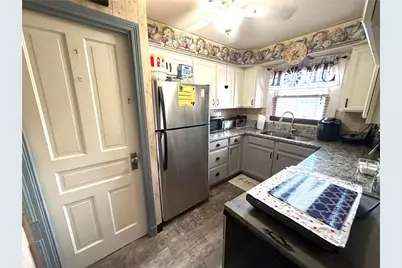 309 W College St, Canonsburg, PA 15317 - Photo 7