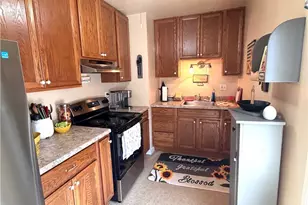 309 W College St, Canonsburg, PA 15317 - Photo 21