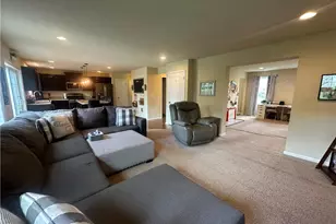113 Oakwood Dr, Oakland Township, PA 16002 - Photo 17