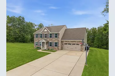 113 Oakwood Drive, Oakland Township, PA 16002 - Photo 3