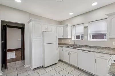 2011 Ridge Ave, Arnold, PA 15068 - Photo 9