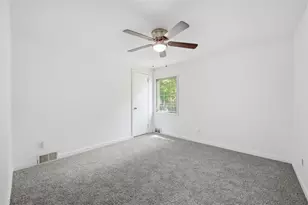 148 Sunrise Dr, Pittsburgh, PA 15236 - Photo 25