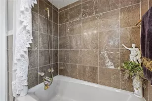 226 Williamsburg Dr, Monroeville, PA 15146 - Photo 13