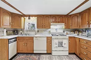 226 Williamsburg Dr, Monroeville, PA 15146 - Photo 25