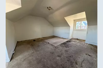 215 Moore Ave, Pittsburgh, PA 15210 - Photo 17