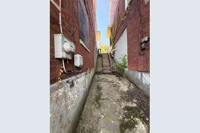 215 Moore Ave, Pittsburgh, PA 15210 - Photo 25