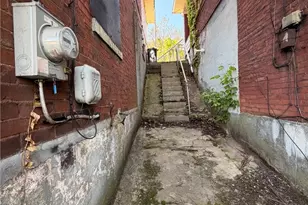 215 Moore Ave, Pittsburgh, PA 15210 - Photo 25