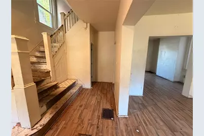 215 Moore Ave, Pittsburgh, PA 15210 - Photo 3