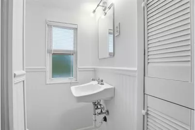 5767 Smith Dr, Bethel Park, PA 15102 - Photo 31