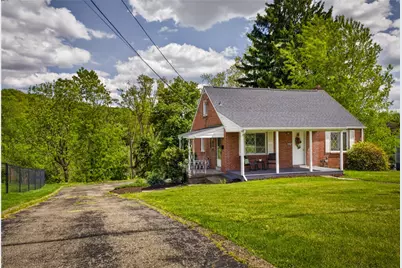 5767 Smith Dr, Bethel Park, PA 15102 - Photo 3