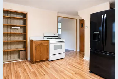 1106 Delaware St, Export, PA 15632 - Photo 7