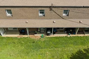1382 Lincoln Dr, Center Township, PA 15061 - Photo 9
