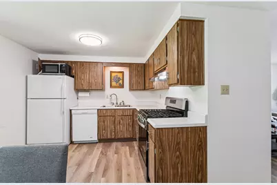 1382 Lincoln Drive, Center Township, PA 15061 - Photo 17