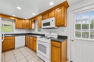 13400 Ridge Rd, North Huntingdon, PA 15642 - Photo 7