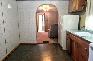 115 Georgia Ave, Vandergrift, PA 15690 - Photo 9