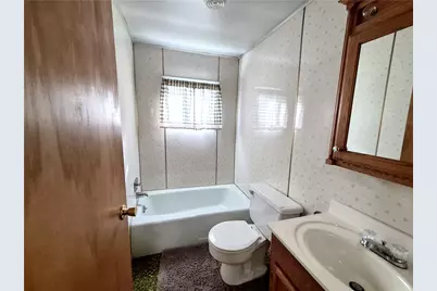 115 Georgia Avenue, Vandergrift, PA 15690 - Photo 17