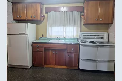 115 Georgia Avenue, Vandergrift, PA 15690 - Photo 7