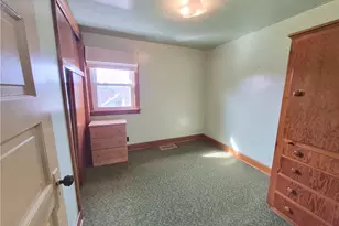 115 Georgia Ave, Vandergrift, PA 15690 - Photo 11