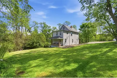 1520 Alverado Ave, Beechview, PA 15216 - Photo 5