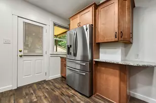6530 Northumberland St, Pittsburgh, PA 15217 - Photo 15