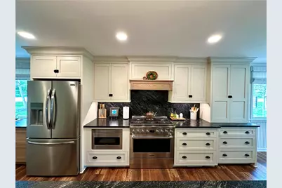254 W Parkside Dr, Neshannock Township, PA 16105 - Photo 21