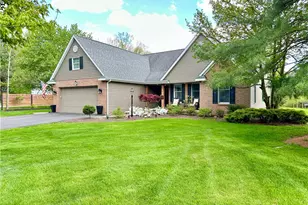 254 W Parkside Dr, Neshannock Township, PA 16105 - Photo 5