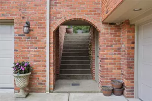 872 Old Hickory, Pittsburgh, PA 15243 - Photo 3
