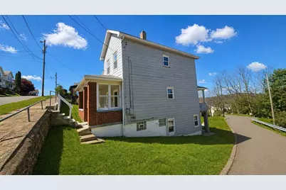 100 Lowell Street, Vandergrift, PA 15690 - Photo 3