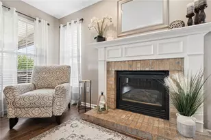 224 Sunrise Dr, Allegheny Township, PA 15656 - Photo 5