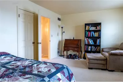 112 Georgetowne Vlg, White Township, PA 15701 - Photo 21