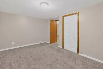 921 Lincoln Way, McKeesport, PA 15132 - Photo 23