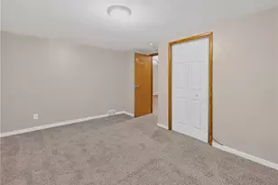 921 Lincoln Way, McKeesport, PA 15132 - Photo 23