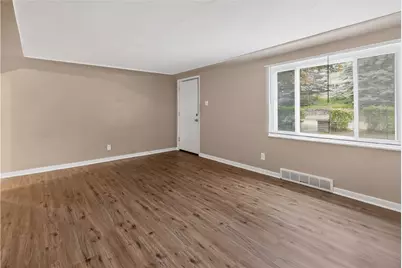 921 Lincoln Way, McKeesport, PA 15132 - Photo 9