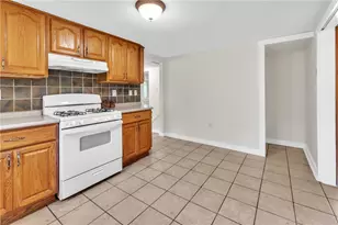 116 Purvis Ln, Adams Township, PA 16046 - Photo 17