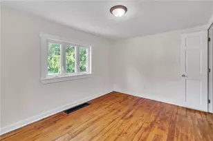 116 Purvis Ln, Adams Township, PA 16046 - Photo 5
