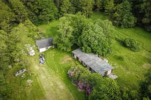 1117 Prospect Rd, Connoquenessing Township, PA 16033 - Photo 9