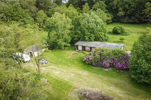 1117 Prospect Rd, Connoquenessing Township, PA 16033 - Photo 5