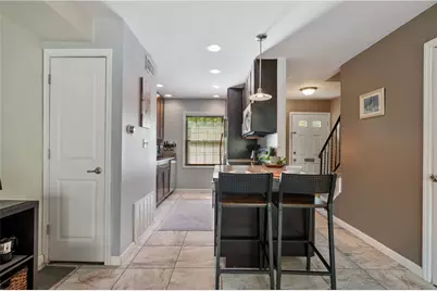 1012 Pennsbury Blvd, Pittsburgh, PA 15205 - Photo 5