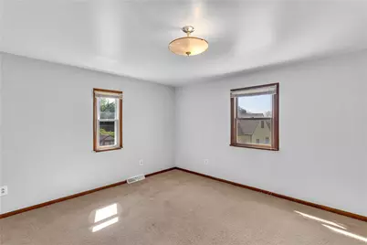 2750 Ohio St, Bethel Park, PA 15102 - Photo 15