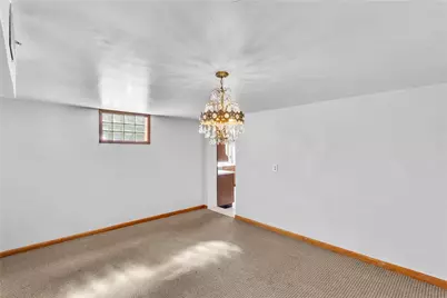 2750 Ohio St, Bethel Park, PA 15102 - Photo 9