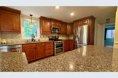 307 Garlow Dr, Pittsburgh, PA 15235 - Photo 13
