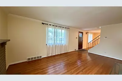 307 Garlow Dr, Pittsburgh, PA 15235 - Photo 5