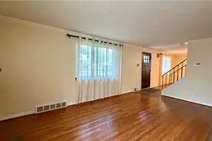 307 Garlow Dr, Pittsburgh, PA 15235 - Photo 5