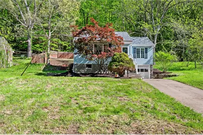 858 Bocktown Rd, Moon/Crescent Twp, PA 15046 - Photo 1
