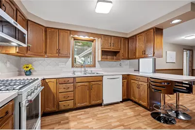 858 Bocktown Rd, Moon/Crescent Twp, PA 15046 - Photo 9