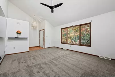 858 Bocktown Rd, Moon/Crescent Twp, PA 15046 - Photo 5