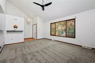 858 Bocktown Rd, Moon/Crescent Twp, PA 15046 - Photo 5