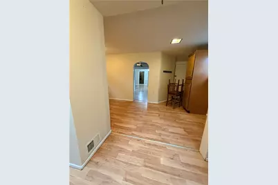 1704 State Ave, Coraopolis, PA 15108 - Photo 5